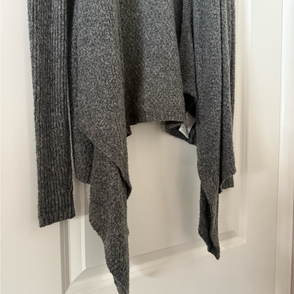 Abercrombie & Fitch Heather Gray Cardigan - Picture 3 of 5